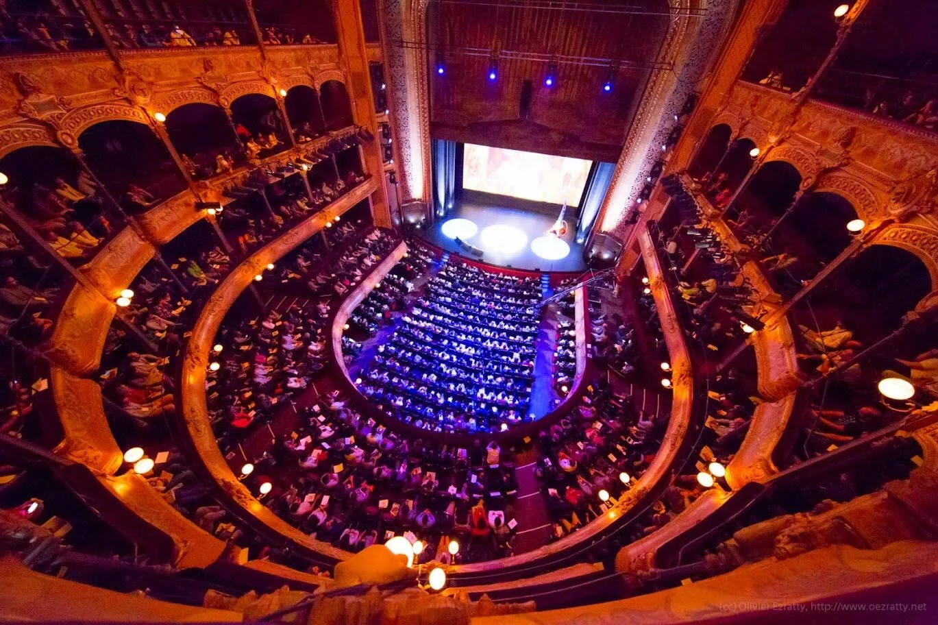 tedxparis-nov2015--audience-7_22156262844_o.jpeg