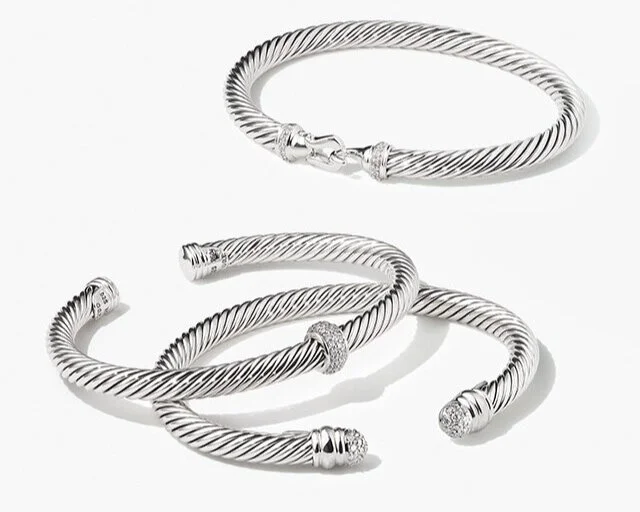 EM_0523_GRADUATION_BRACELETS_v5.jpg