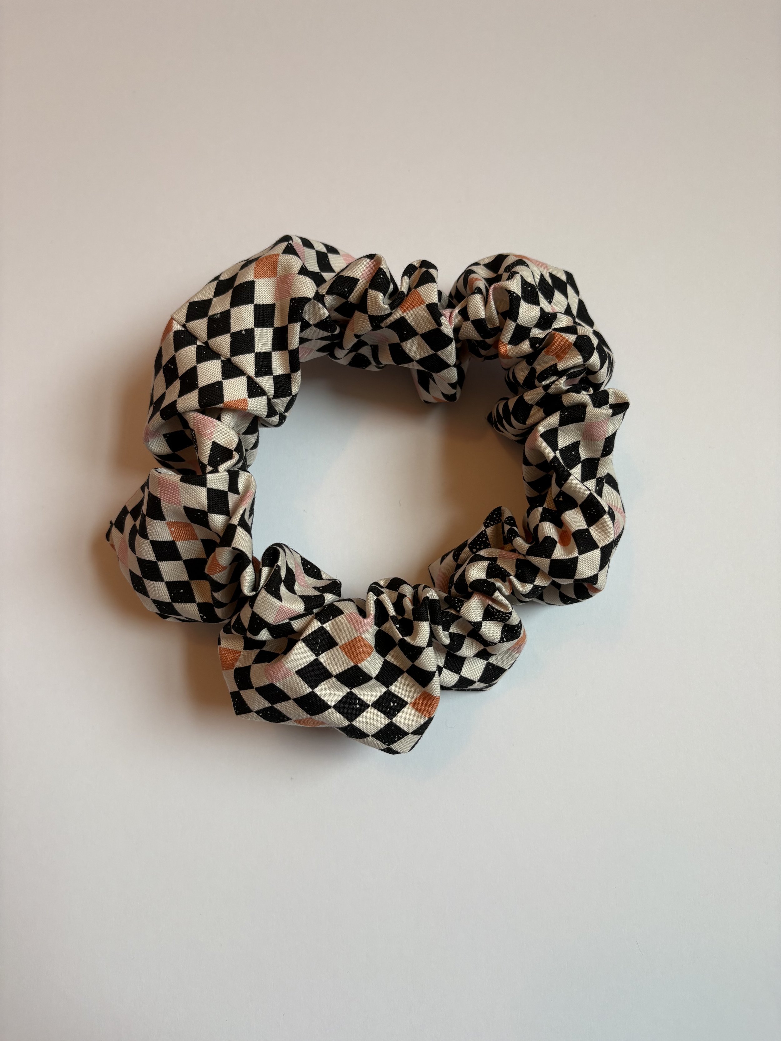 Harlequin Yoga Mat Scrunchie.JPG