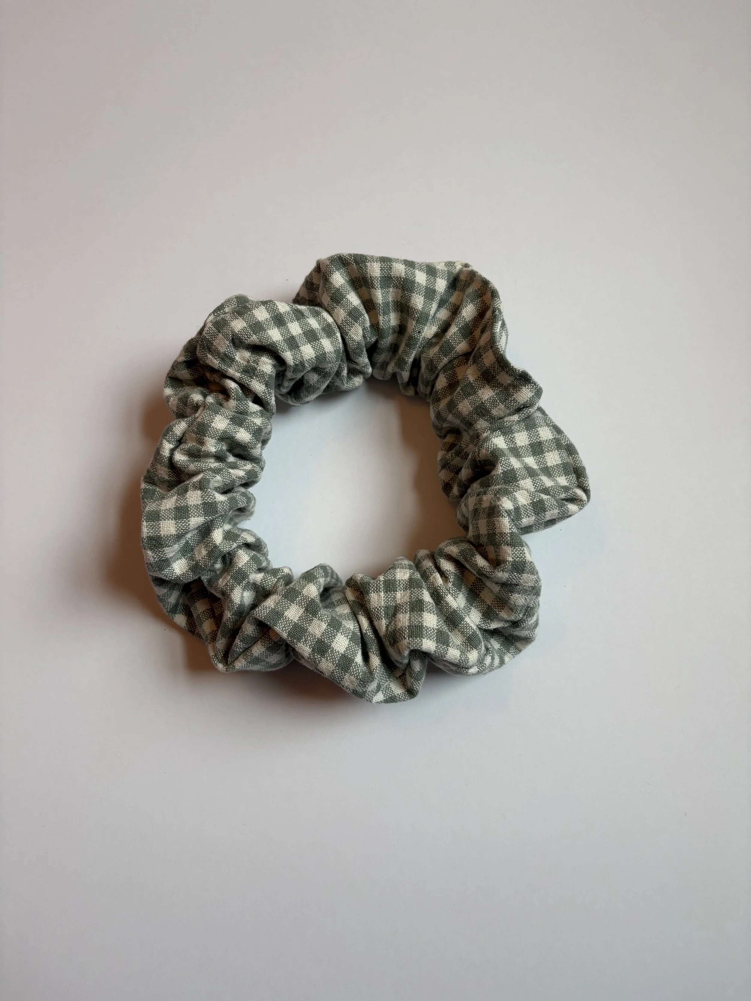 Green Gingham Yoga Mat Scrunchie.JPG