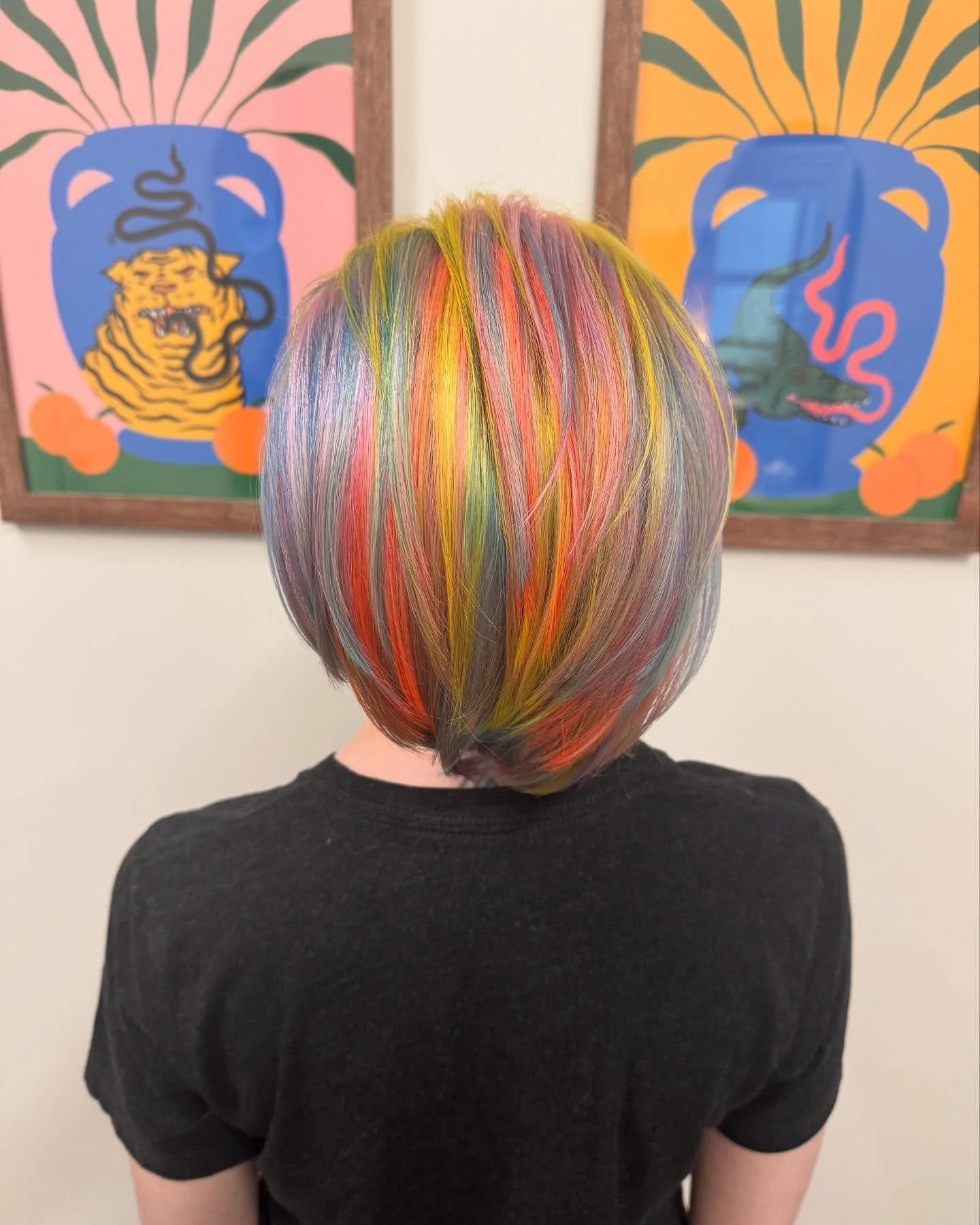 Spring is in the hair🌈

#rainbowhair#Chicagostylist#Chicago#Chicagosalon#lakeview#wrigleyville#spring#springhaircolor#springhair