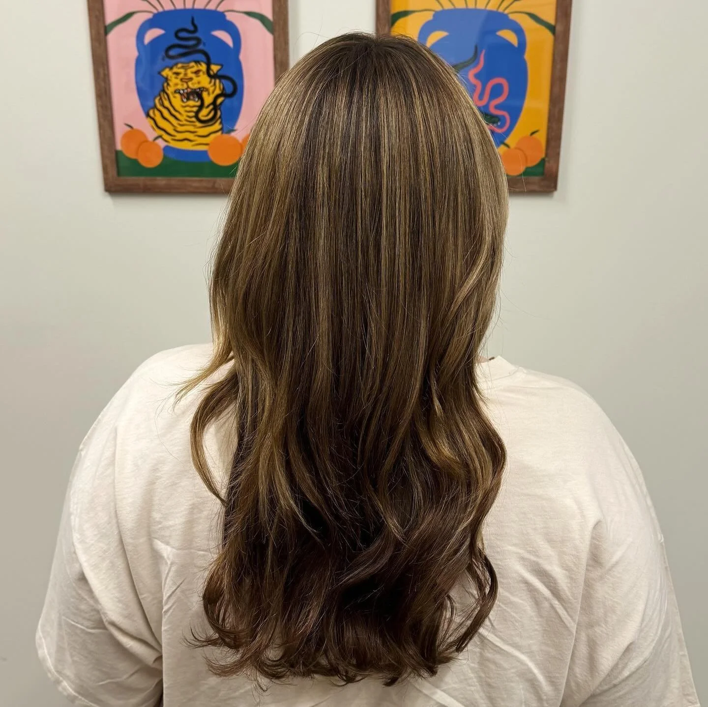 Chocolate caramel swirl🤤 
Winter hair is hair, let&rsquo;s have some fun!

#winterhair#highlights#chicagohair#chicagosalon#chicagohairstylist