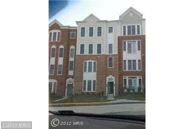 House For Rent Woodbridge VA 22191 | Loft-style Townhome With Amenities Galore