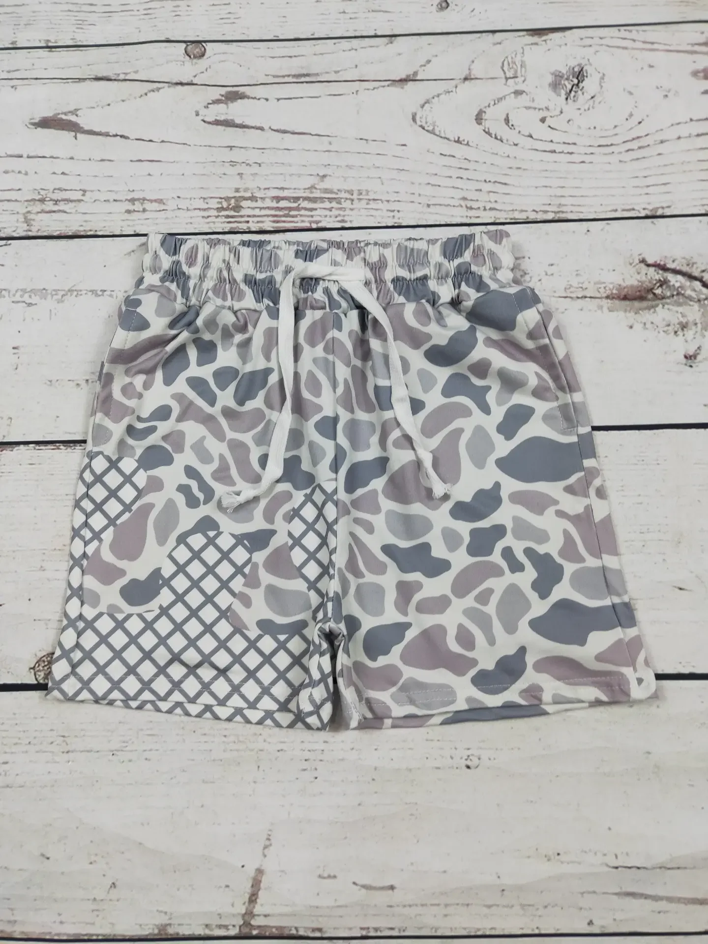 camo shorts.webp