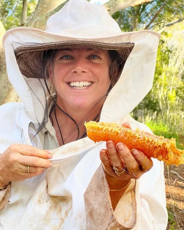 Back Yard Beekeeping: A Fun and Fruitful Hobby