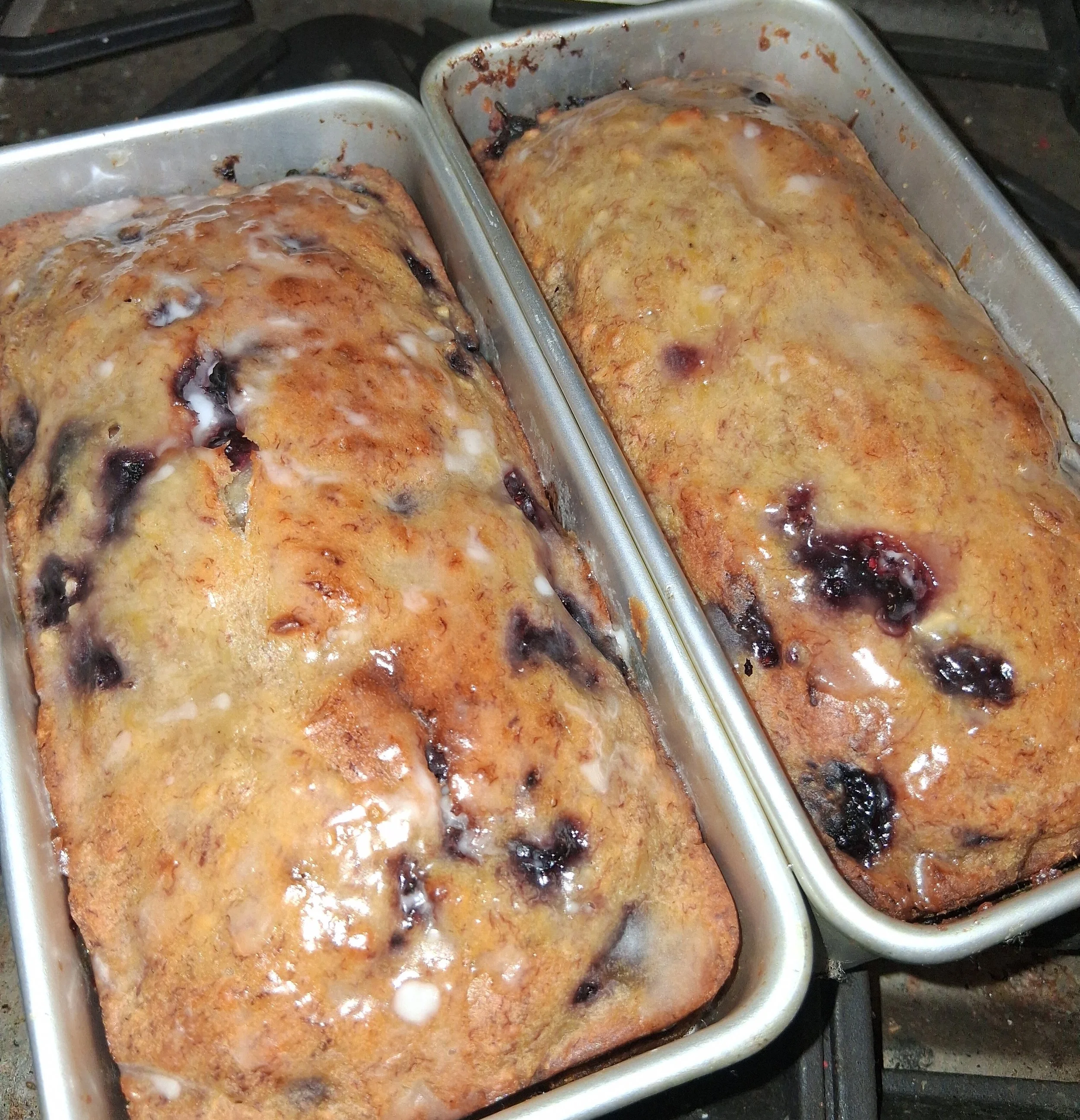 Kaʻū Kaukau: Tropical Mulberry Banana Bread
