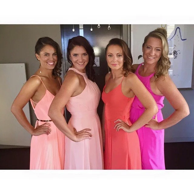 What a hot bunch of bridesmaids! Tans done by @north_shore_glo_co