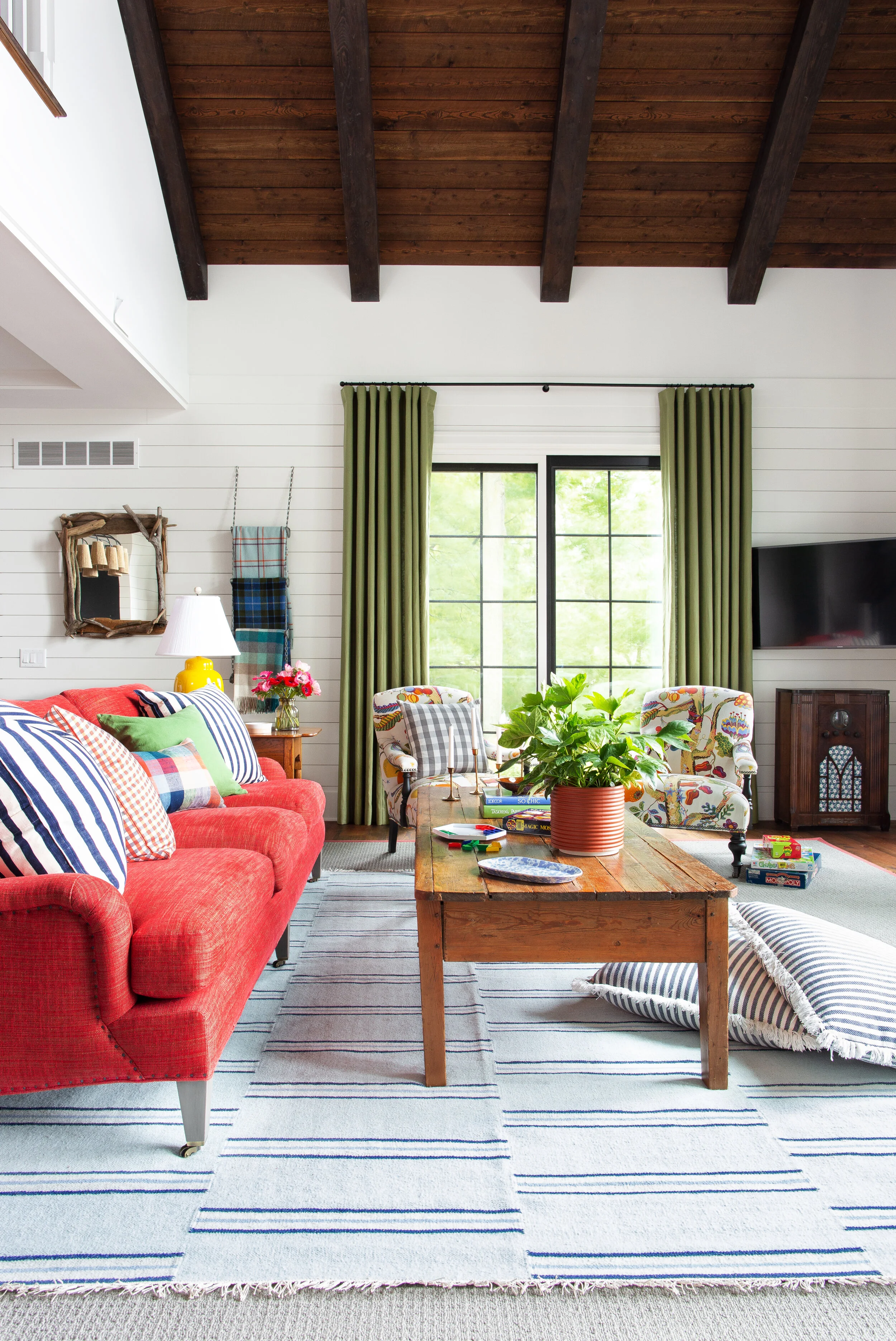Bonner_002_LivingRoomSide.jpg