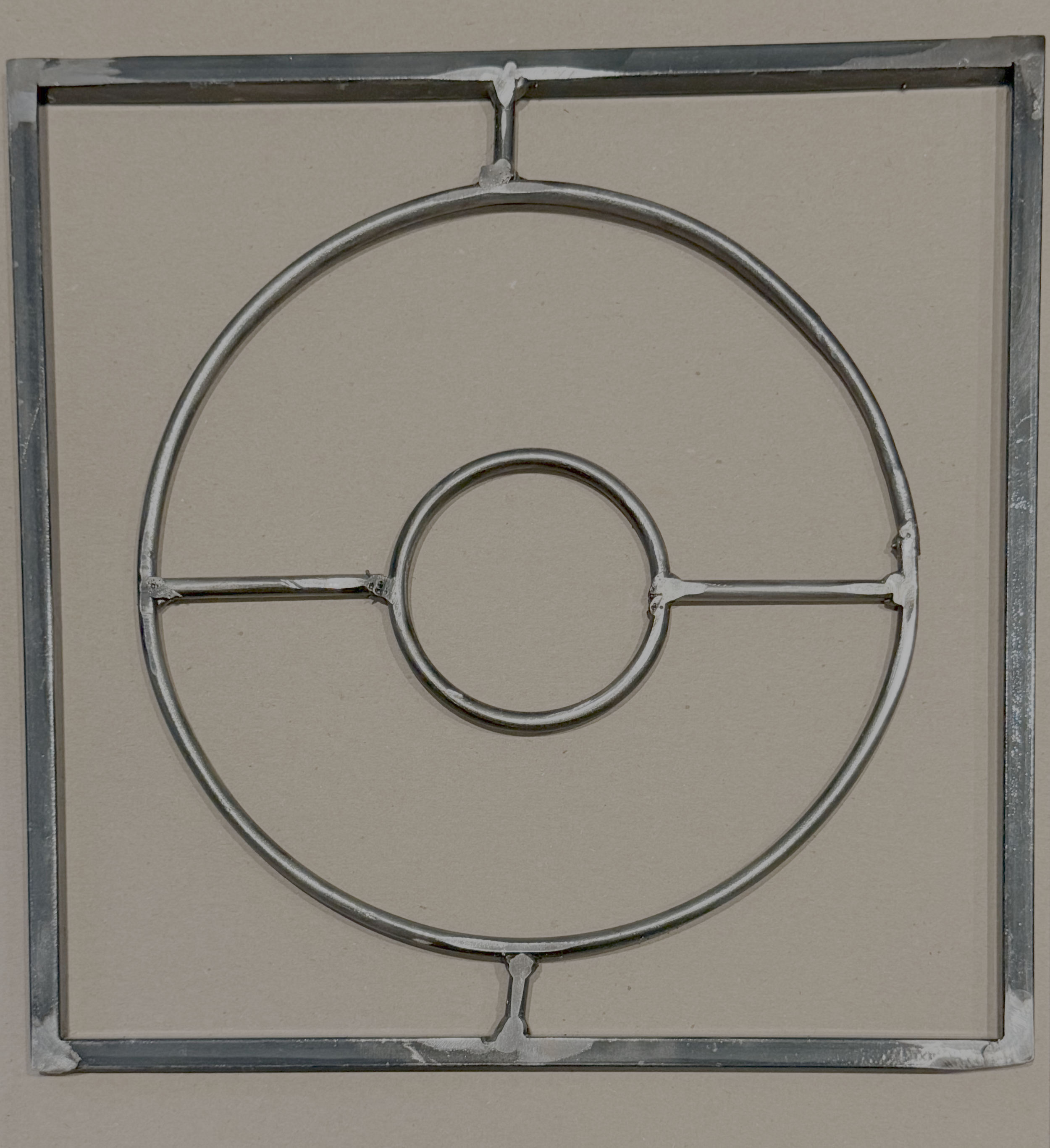 poke ball meal hanging plate.png