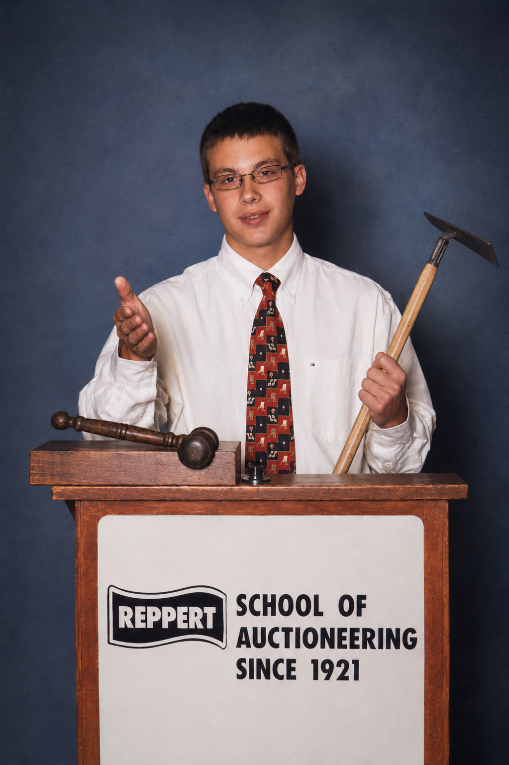 David Gonzalez after graduating from Reppert School of Auctioneering in 2008, continuing a family auction tradition begun by his grandfather 42 years earlier.