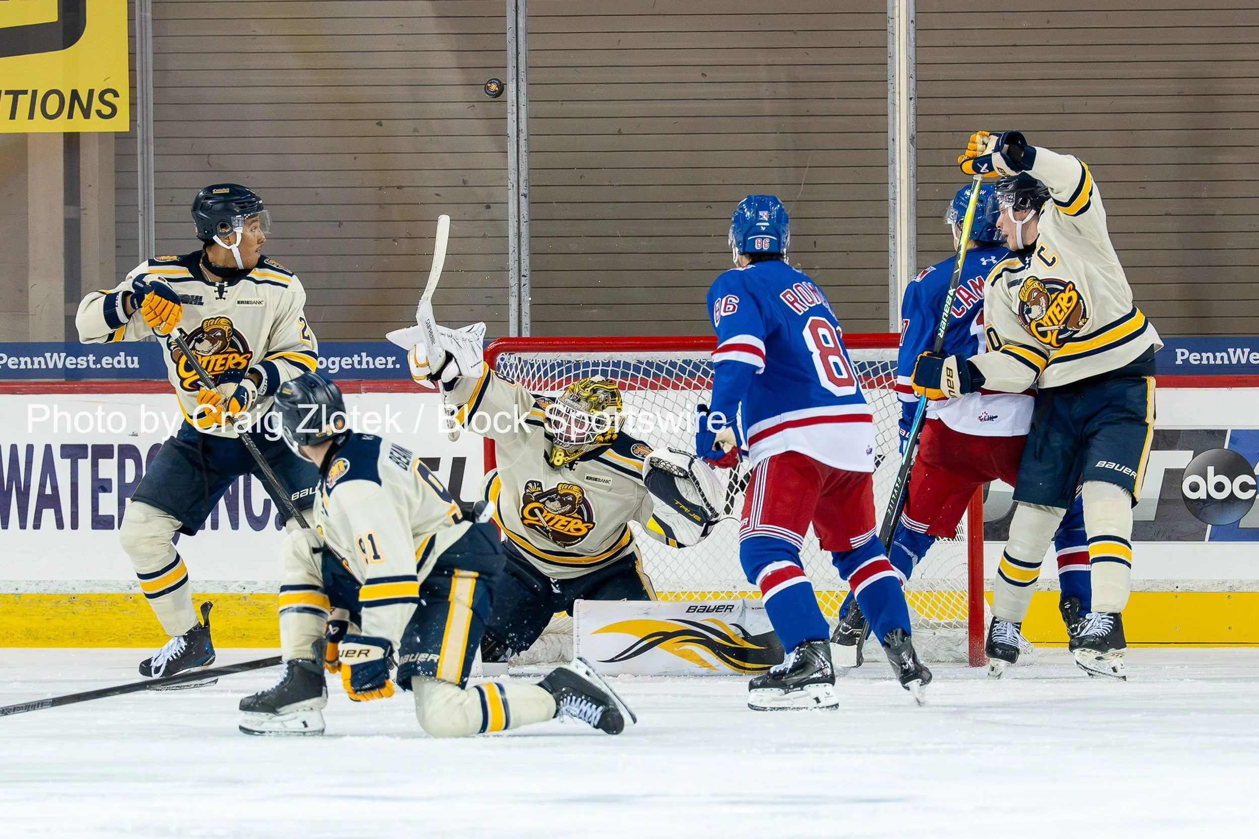 RangersOtters-71.JPG