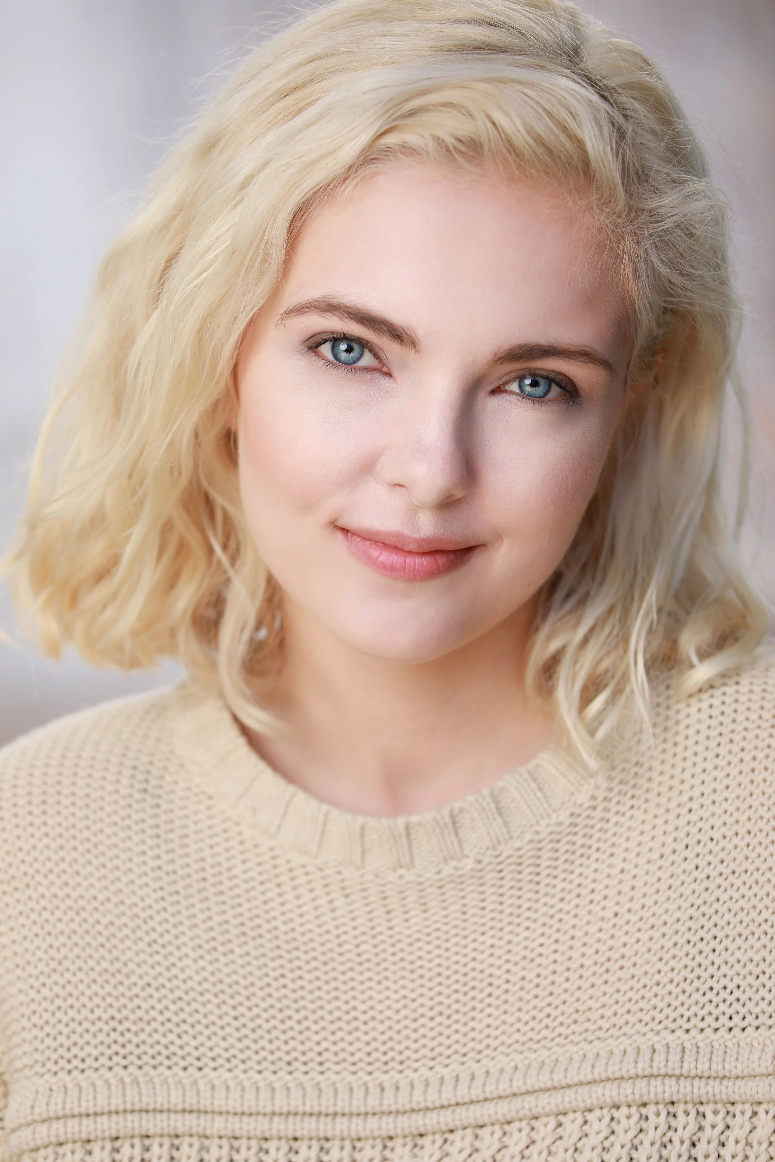 Headshot makeup & hair (Copy)