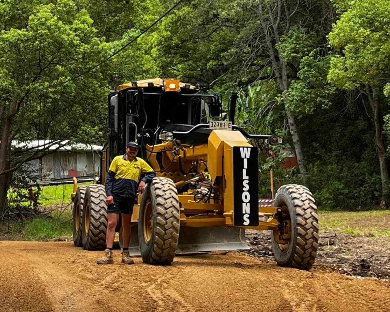 BROWN Earthmoving