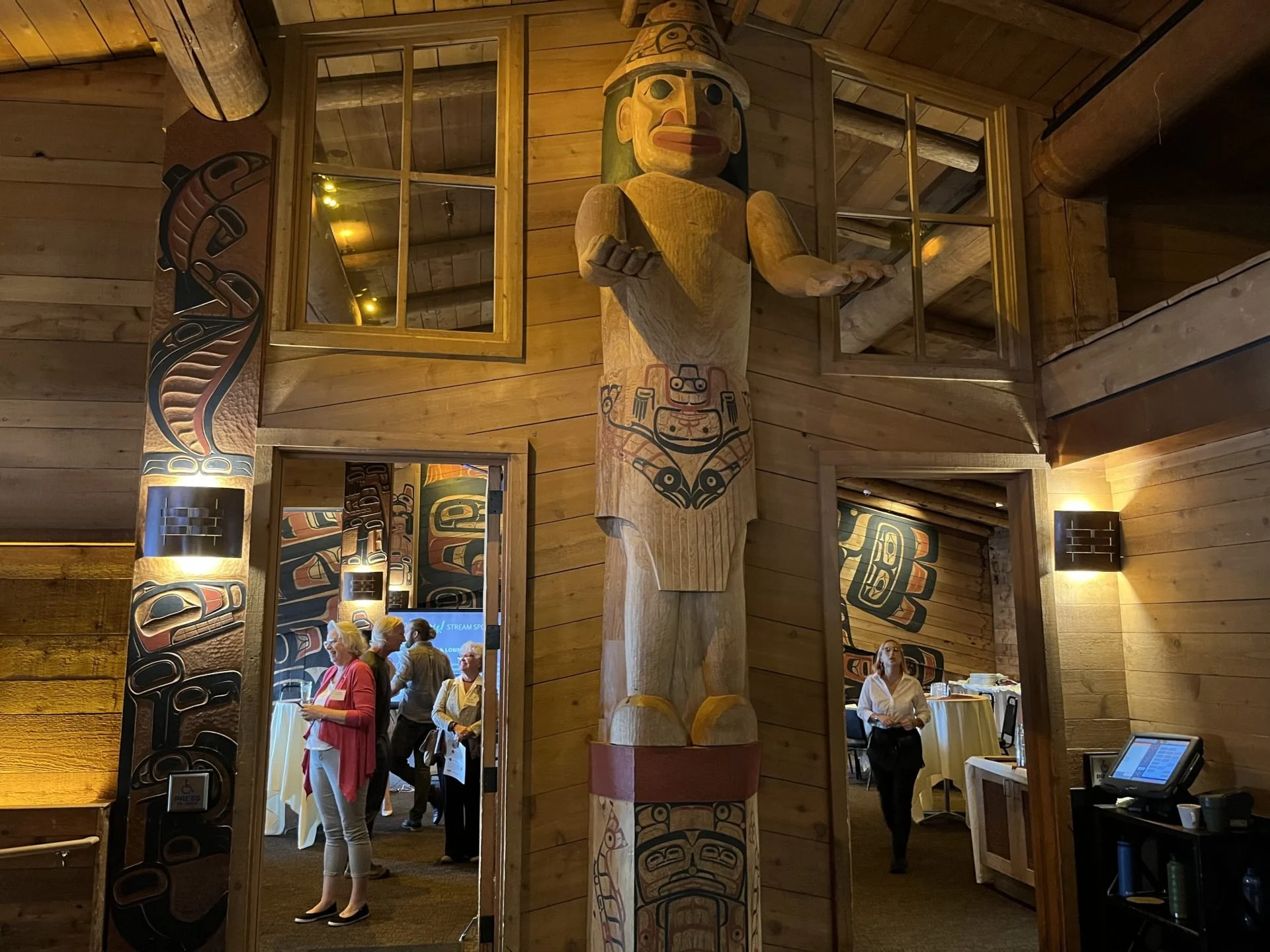 Room-entrance-1.jpg