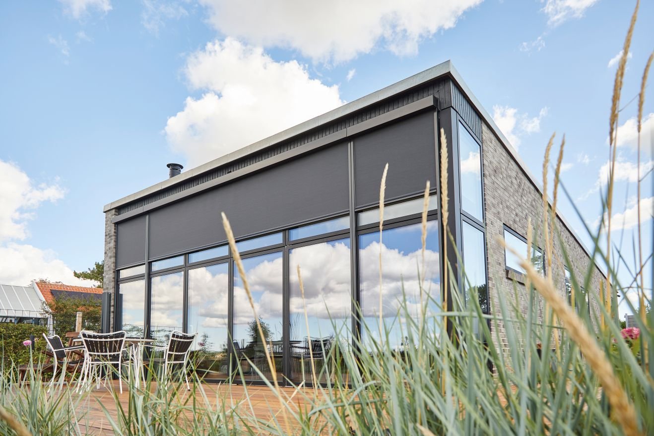 Outdoor Screens