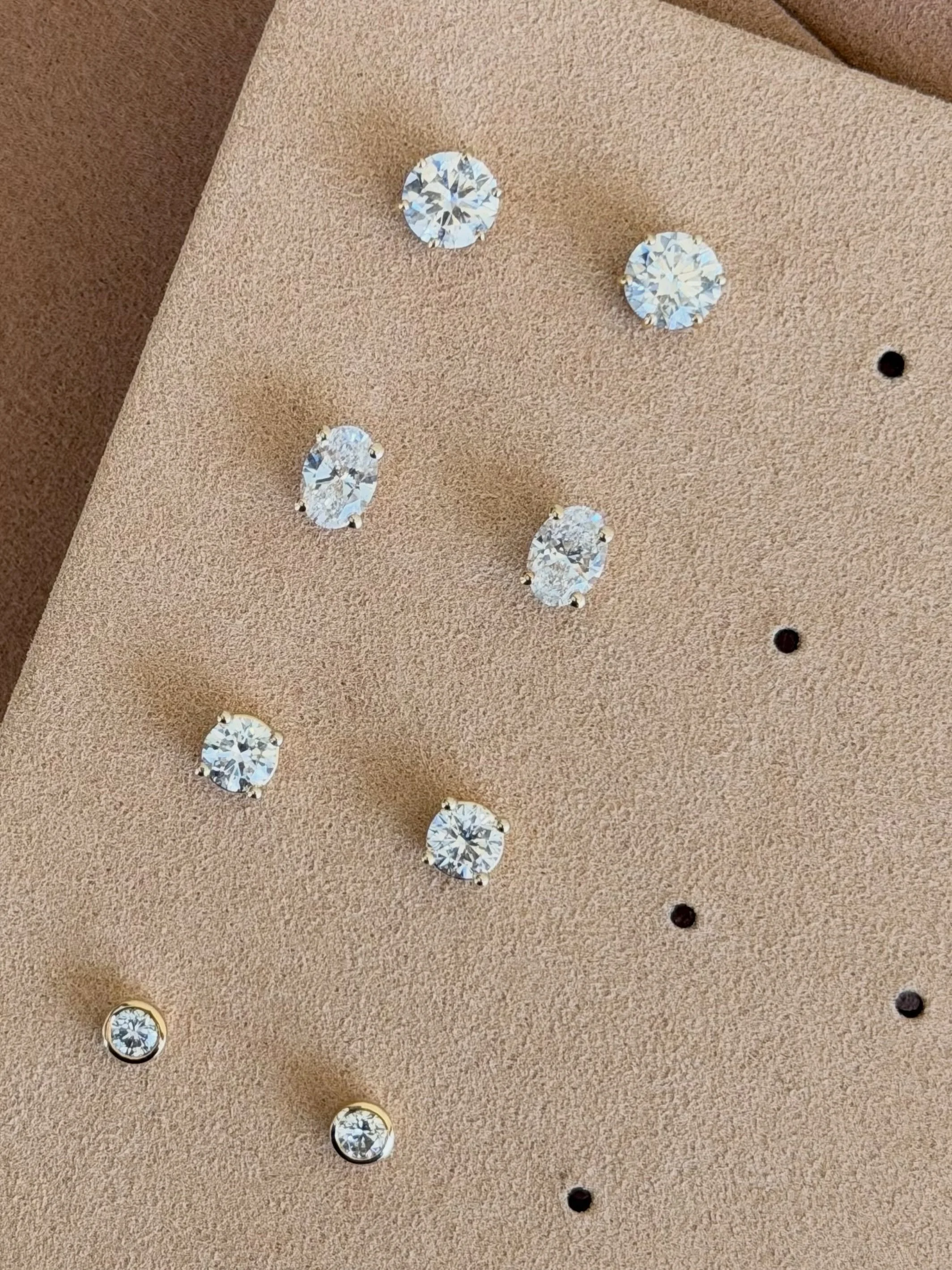 TRENDING: CLASSIC DIAMOND STUDS 

From everyday essentials to something a little more elevated? these are just a few of the styles we have on offer at CALI.

We&rsquo;ve stocked up for Christmas so whether you are gifting someone special or adding a 