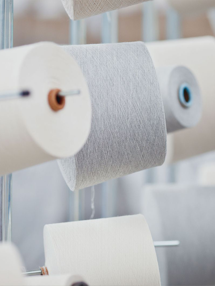 Karacasu Tekstil-yarn packages.png