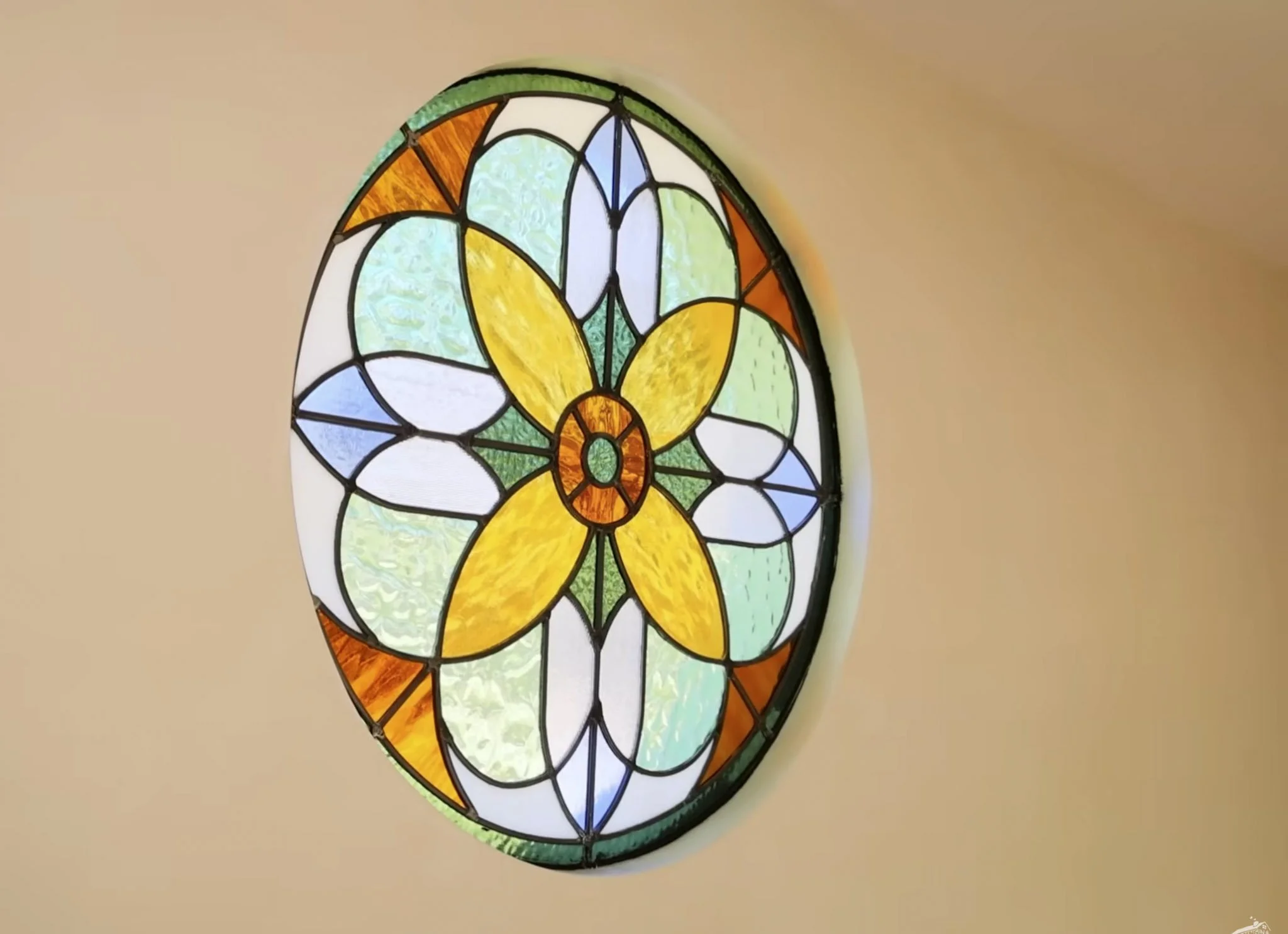 CountrySide_CircleWindow.jpg