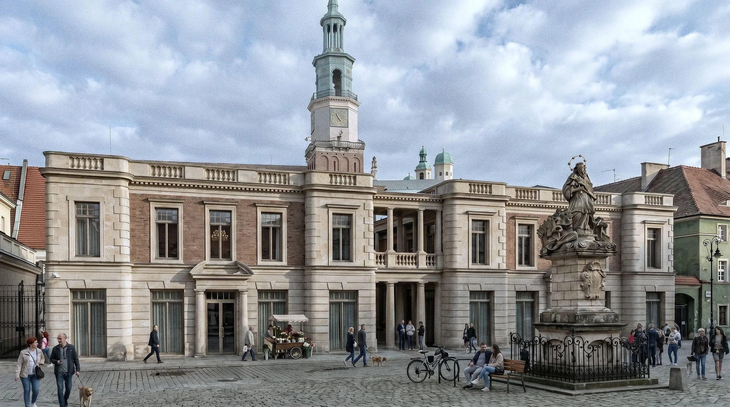 POZNAN SUKIENNICE