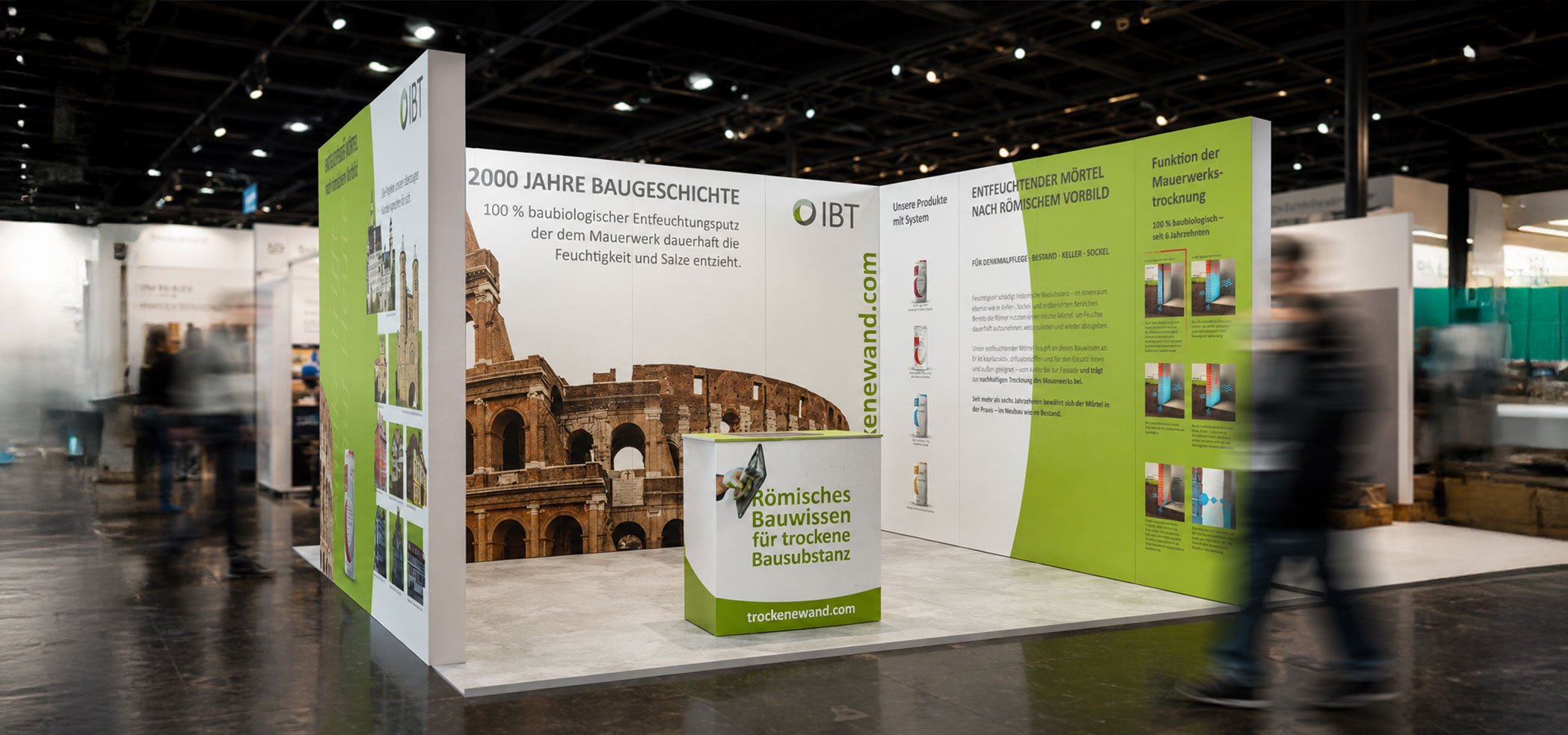 1-Messestand.jpg