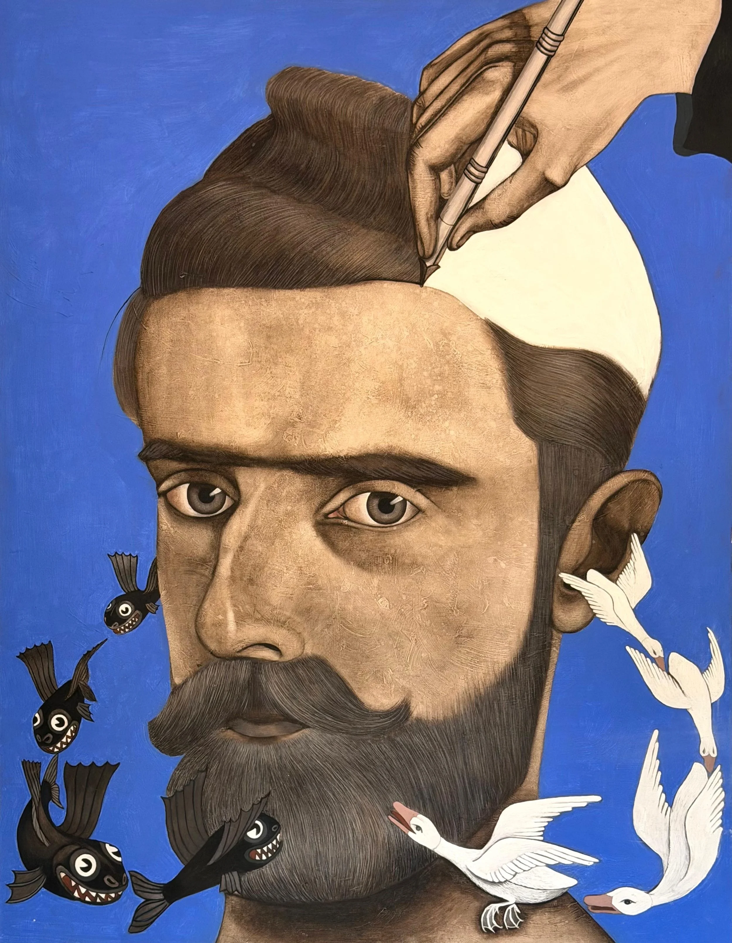 Retrato de hombre con peces y fondo azul de Paloma Ruiz de Almodóvar