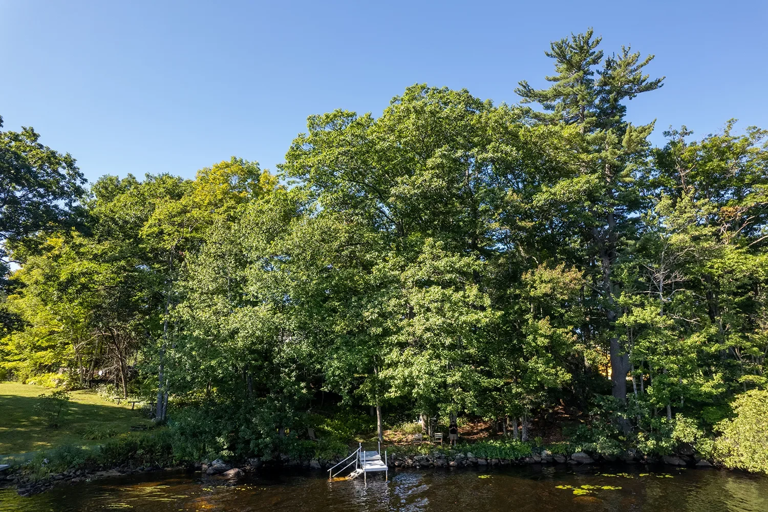 Harrisville_Lake_Home__83.webp