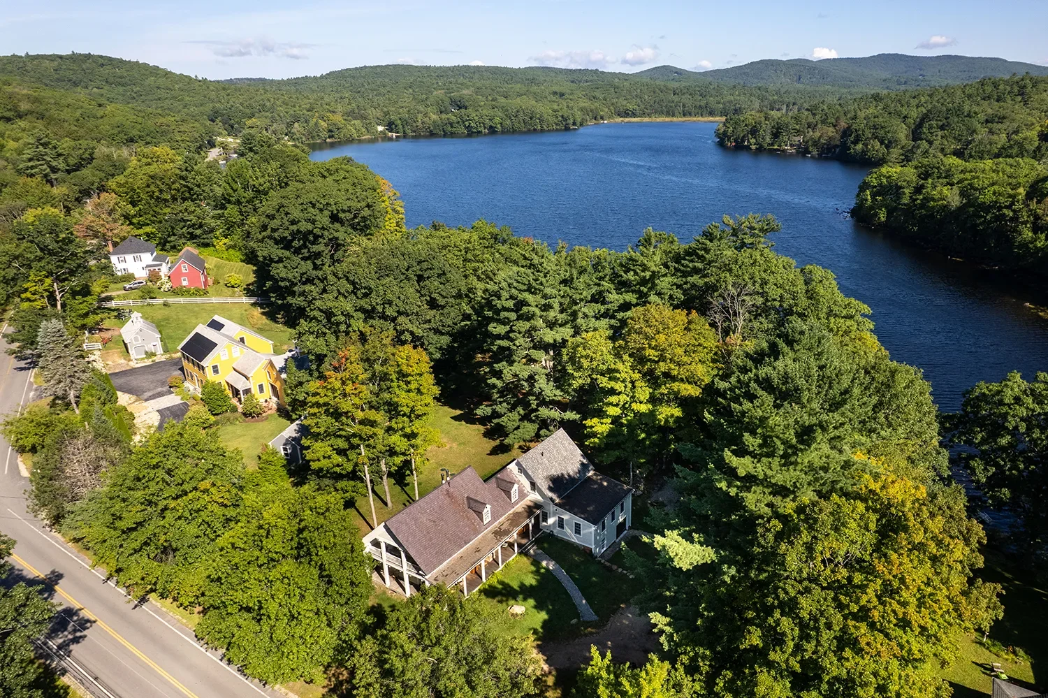 Harrisville_Lake_Home__75.webp