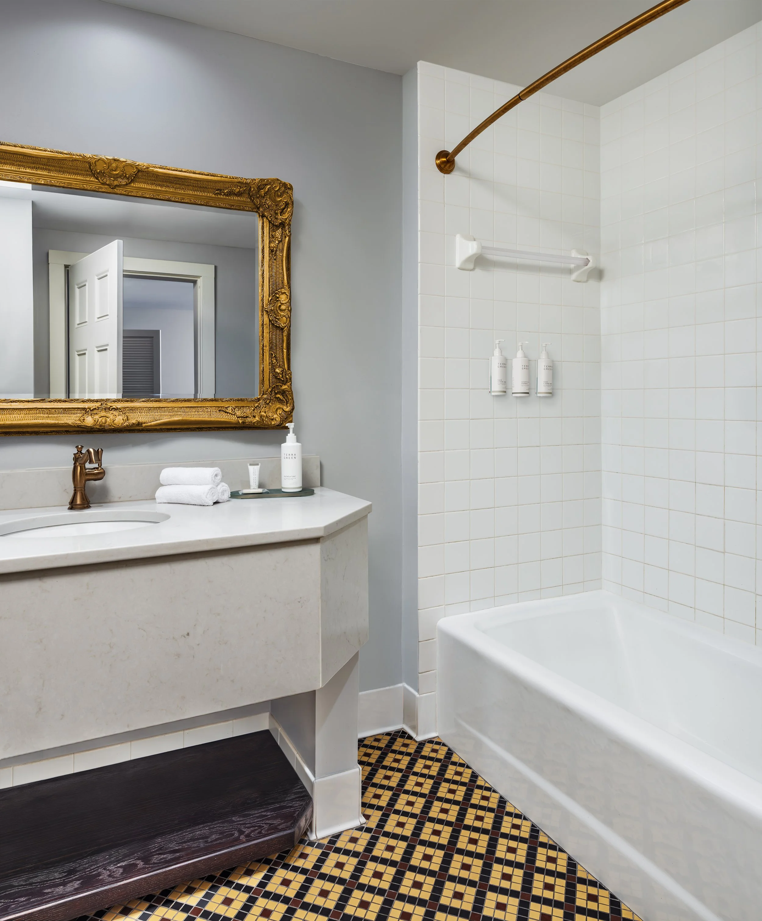 MGMSS-309-Bathroom-Historic.jpg