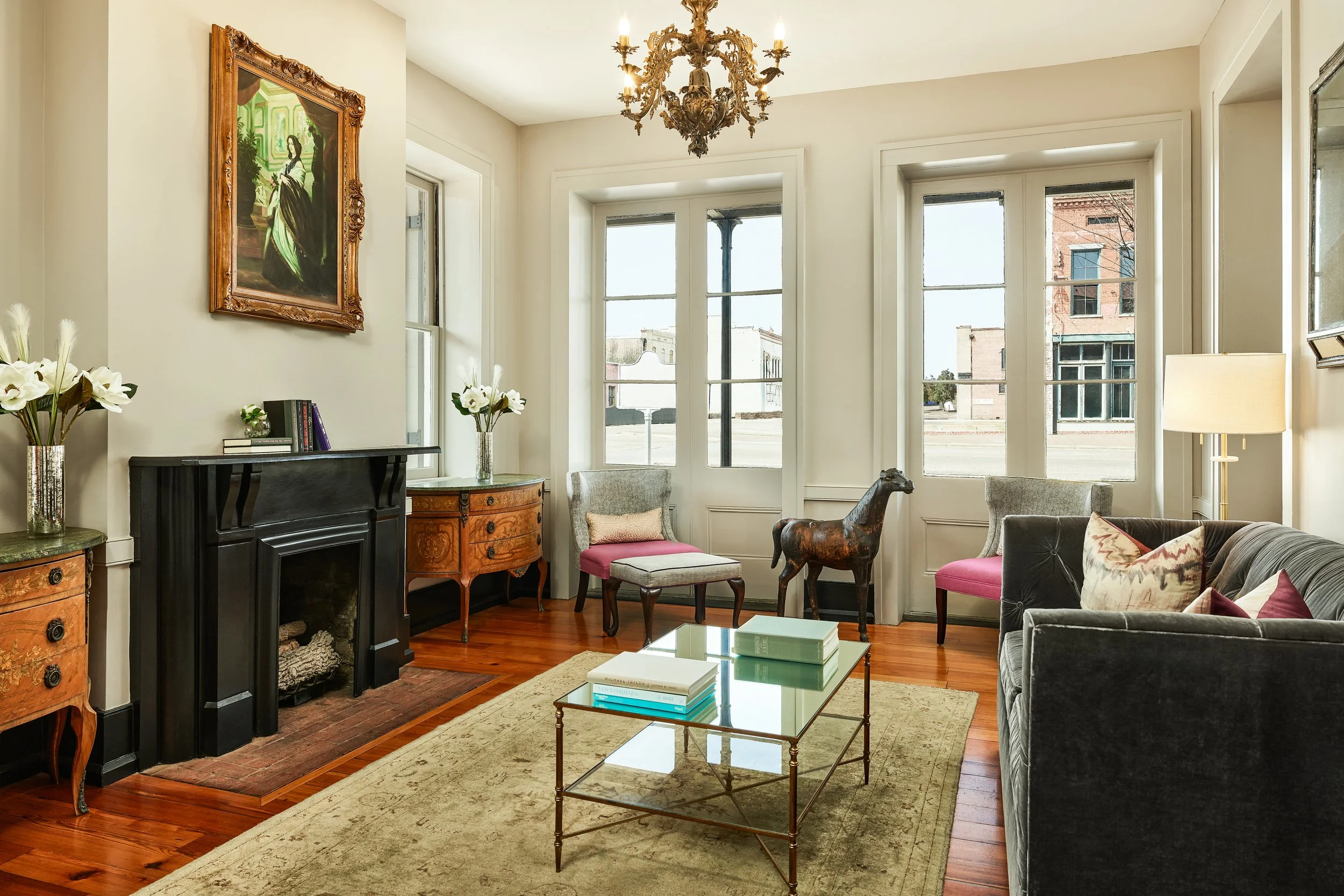 StJames-Lobby_SittingArea.jpg