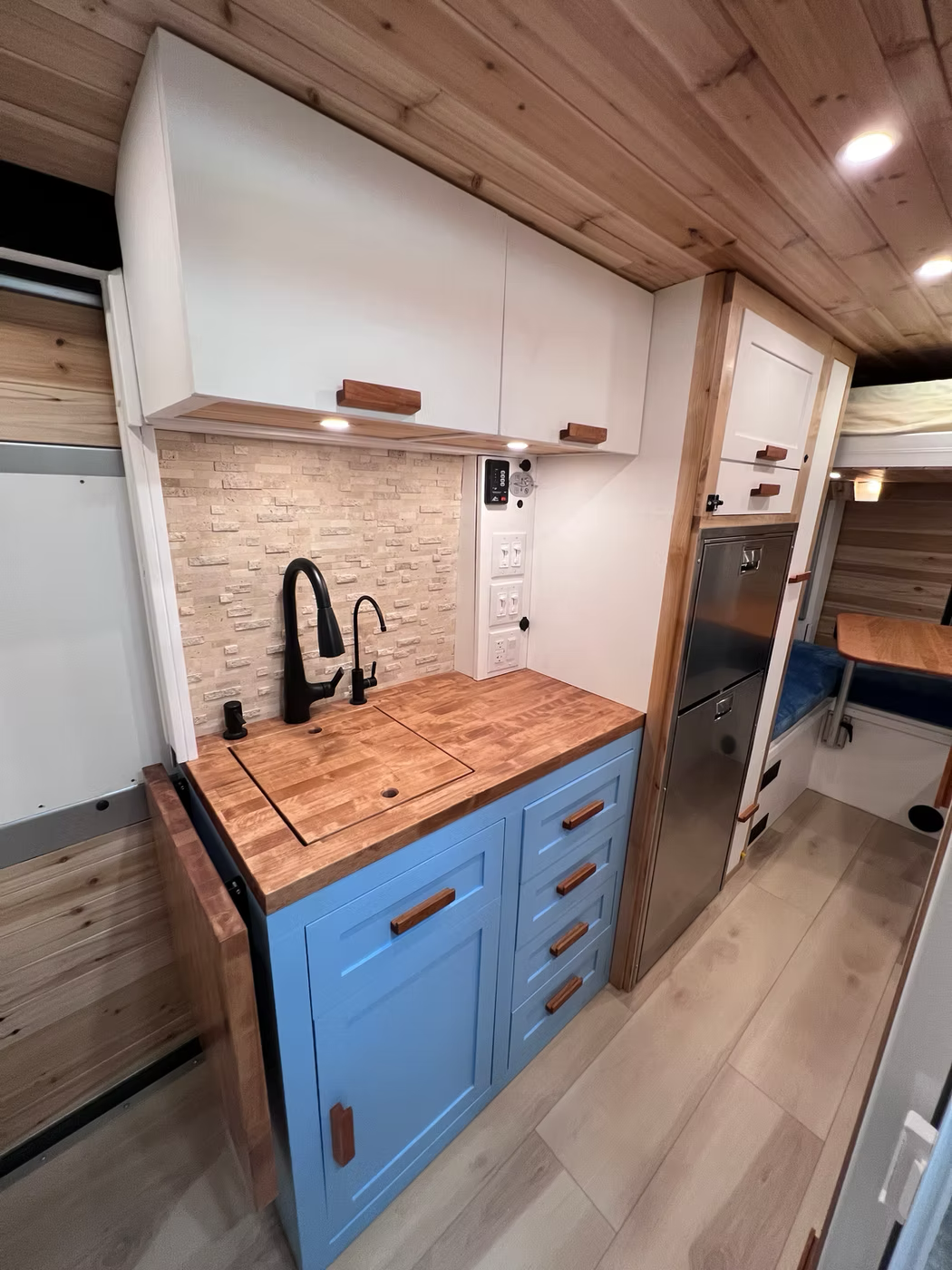 Ram Promaster 159" Extended Blue