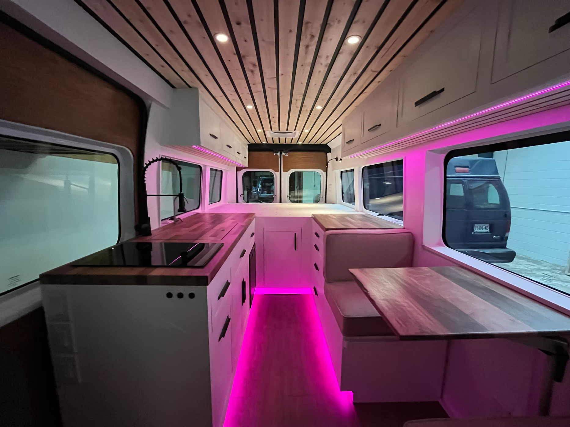 Ram Promaster 159" Extended Neon