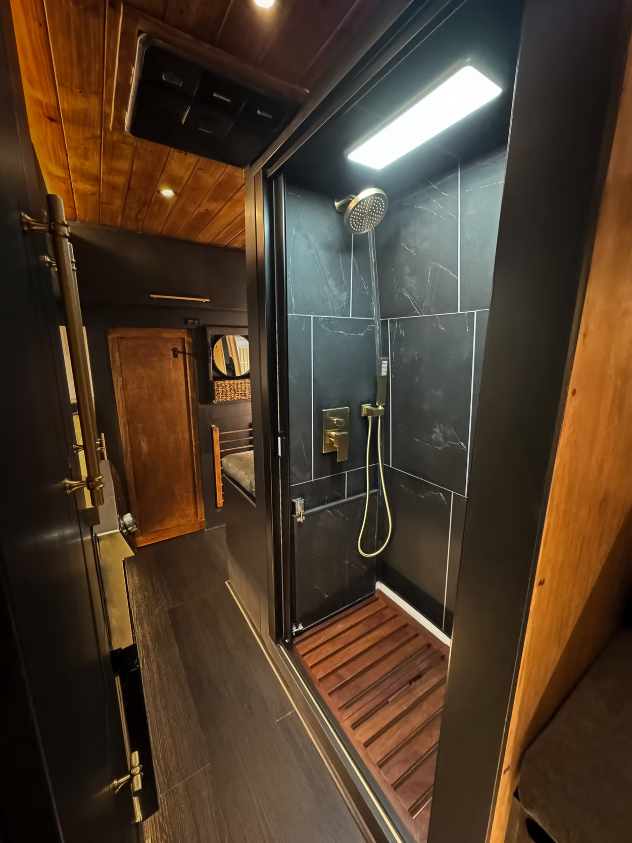 Mercedes Sprinter 170" Black
