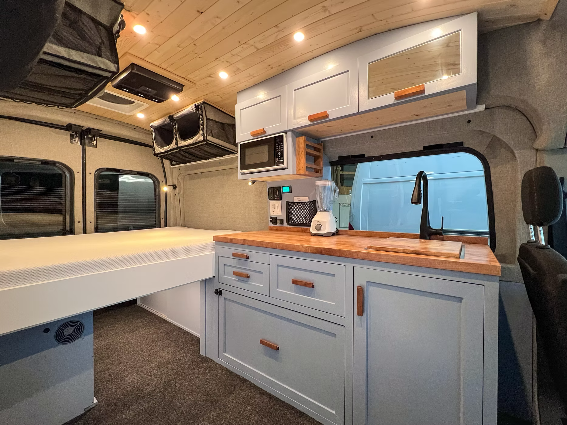 Ford Transit 148" High Roof Carpet