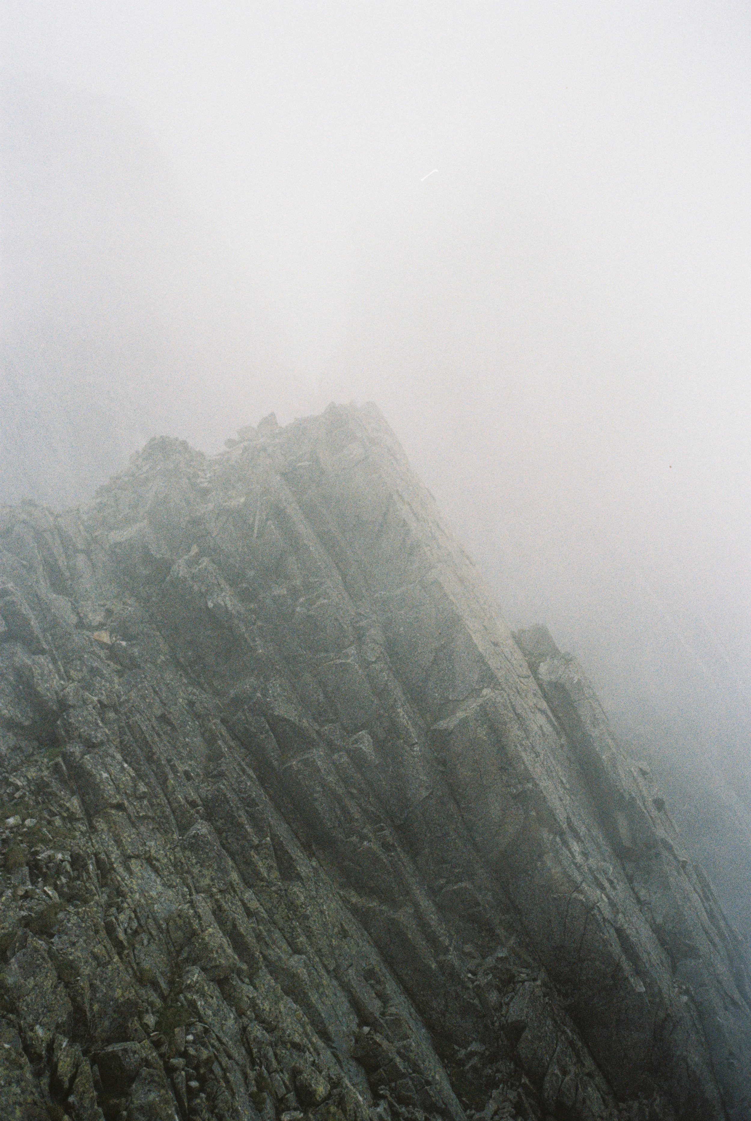 R1-09782-0016.jpg