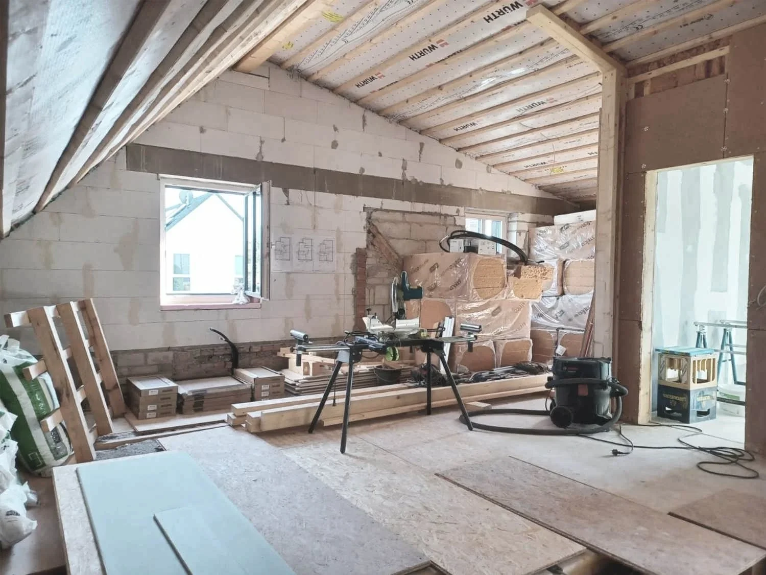 d'ns Studio Dachgeschossausbau Sanierung Wohnhaus Haus B Spreewald Lehmbauplatten