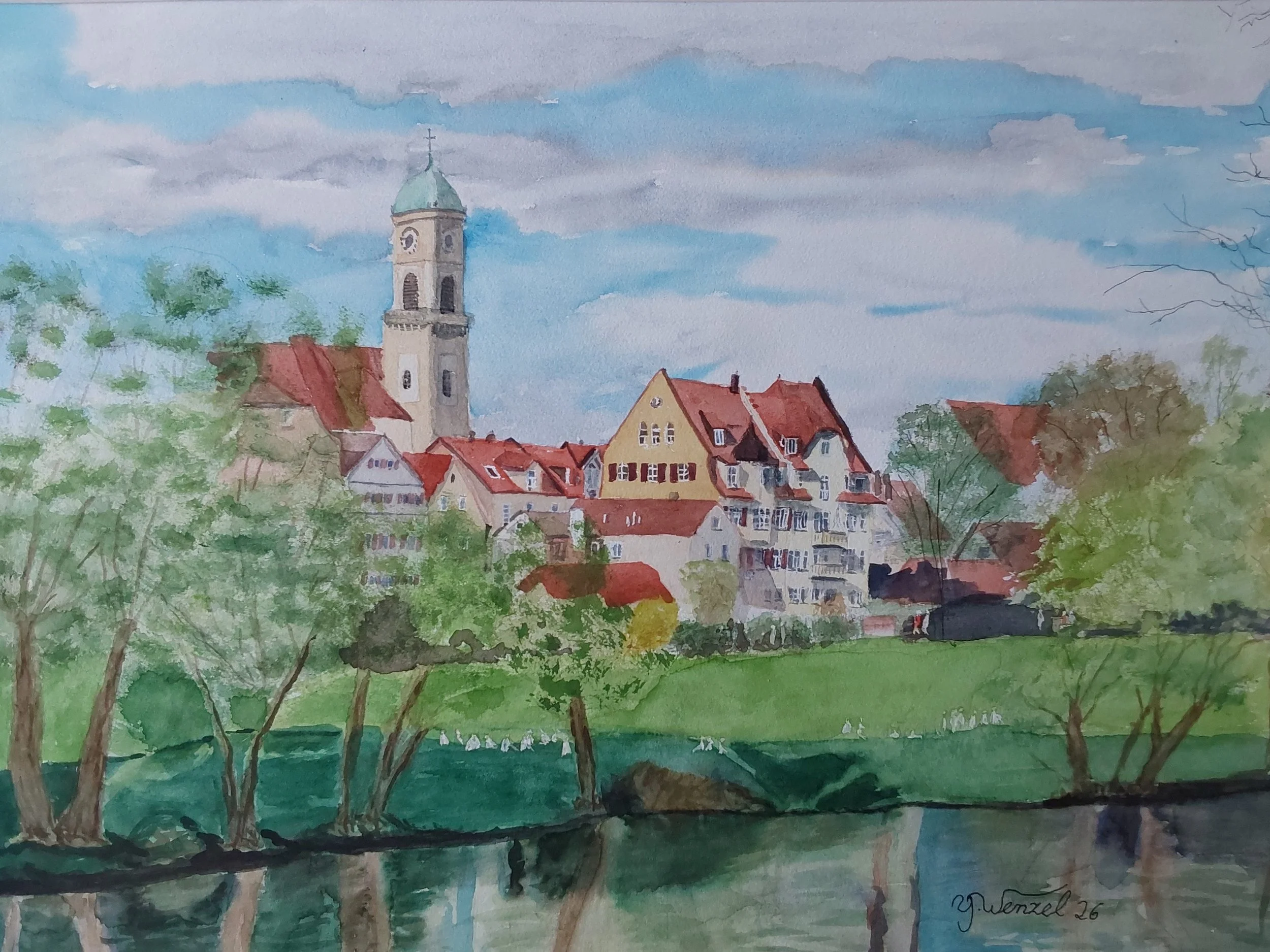 Stadtamhof – der ruhige Gegenpol – Gegenüber dem großen Stadttor der Steinernen Brücke liegt das idyllische Stadtteil. Kirche, Häuser und das belebte Flussufer wirken ruhig und fast dörflich.