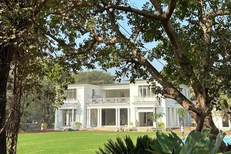 Villa M