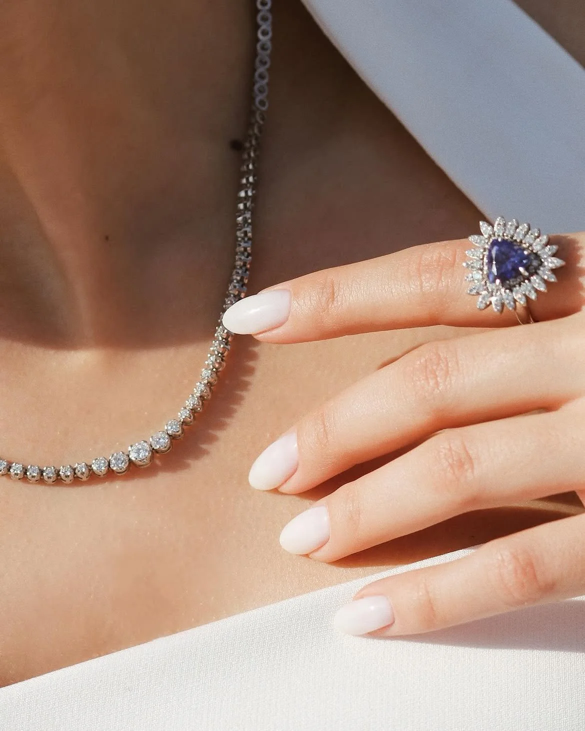 Uma das nossas combinações preferidas- diamantes + tanzanita ✨💎 peças especiais! em breve dispo (1).jpg