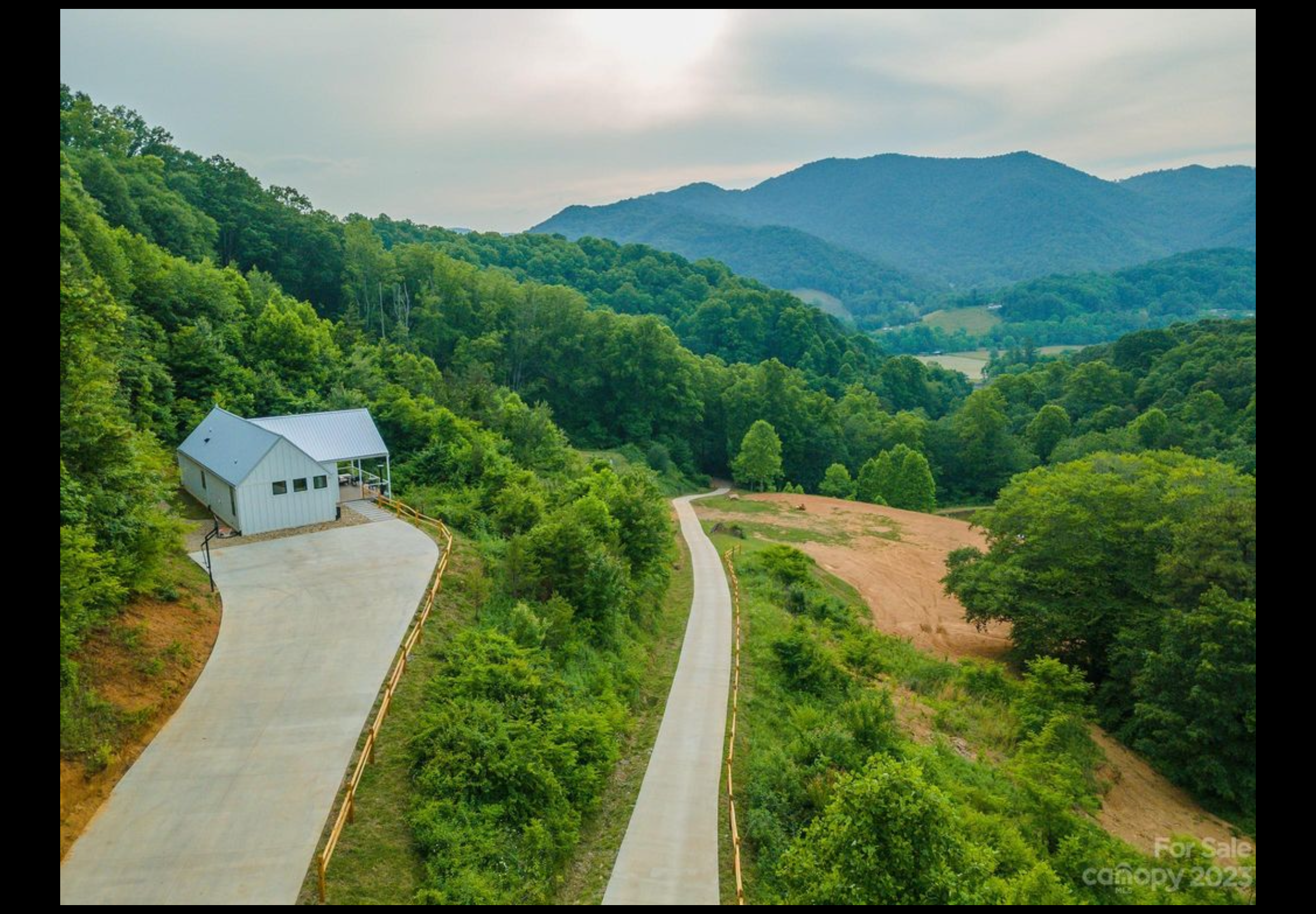Two bedroom two bath mountain house tiny home getaway.