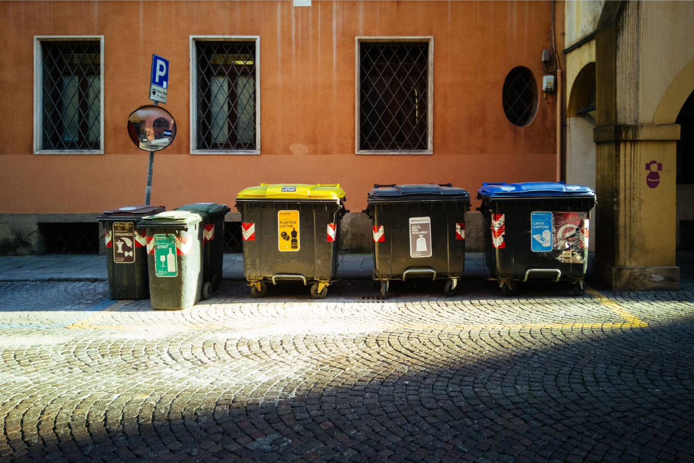 Junk Removal vs Dumpster Rental: Which is Cheaper for One-Day Cleanout