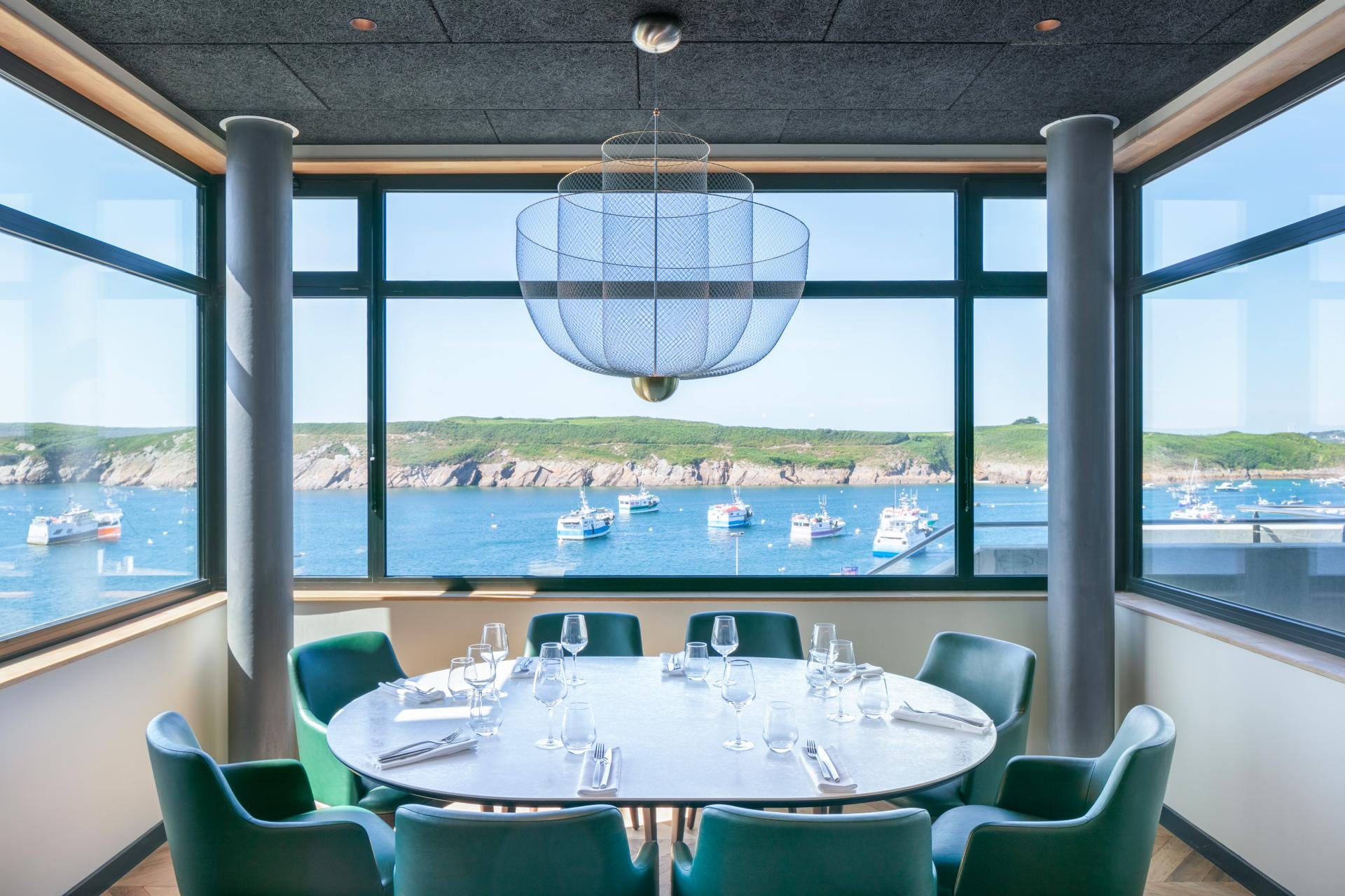Une image de la maison flottante.