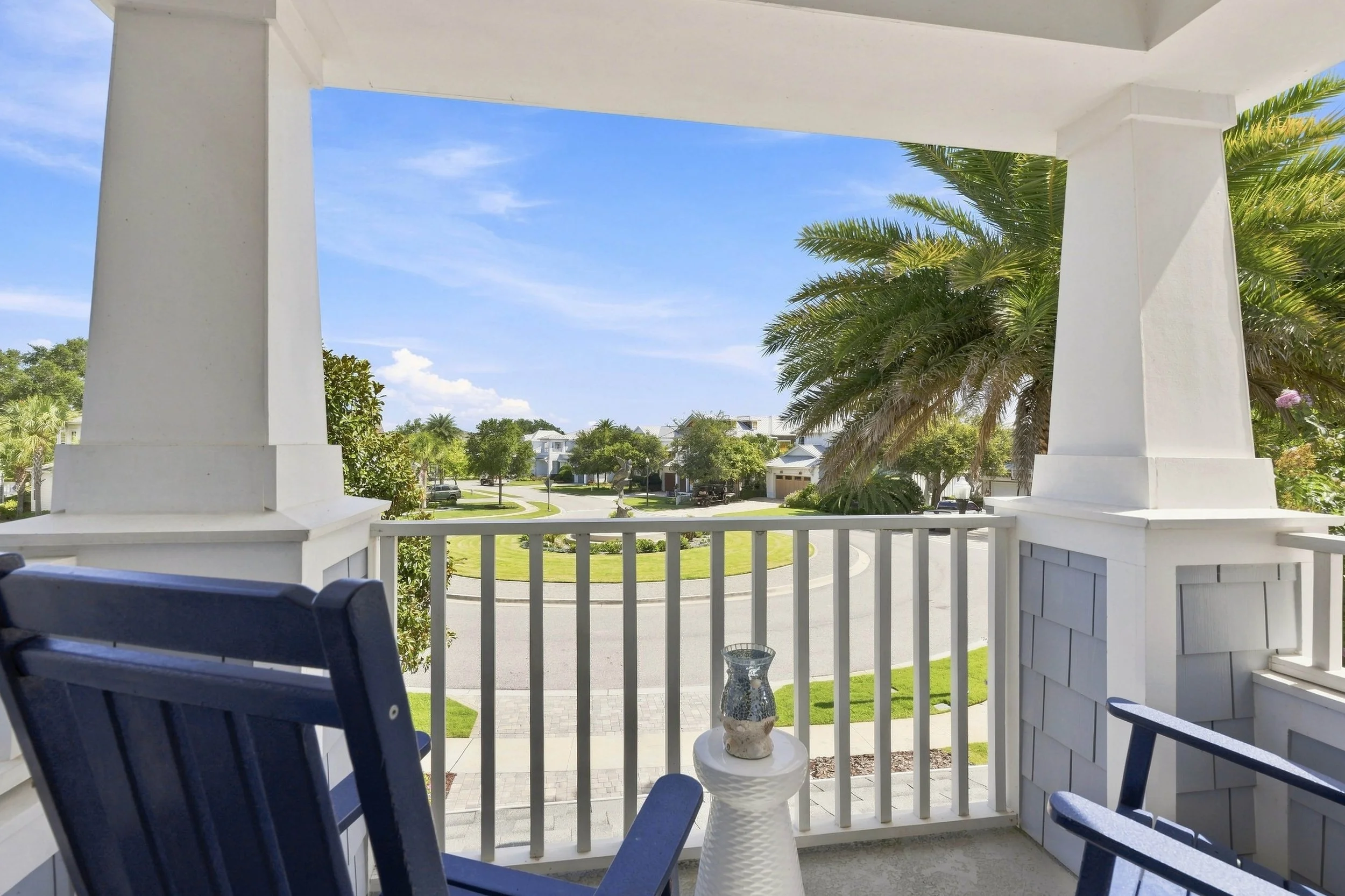 046-Balcony.jpg