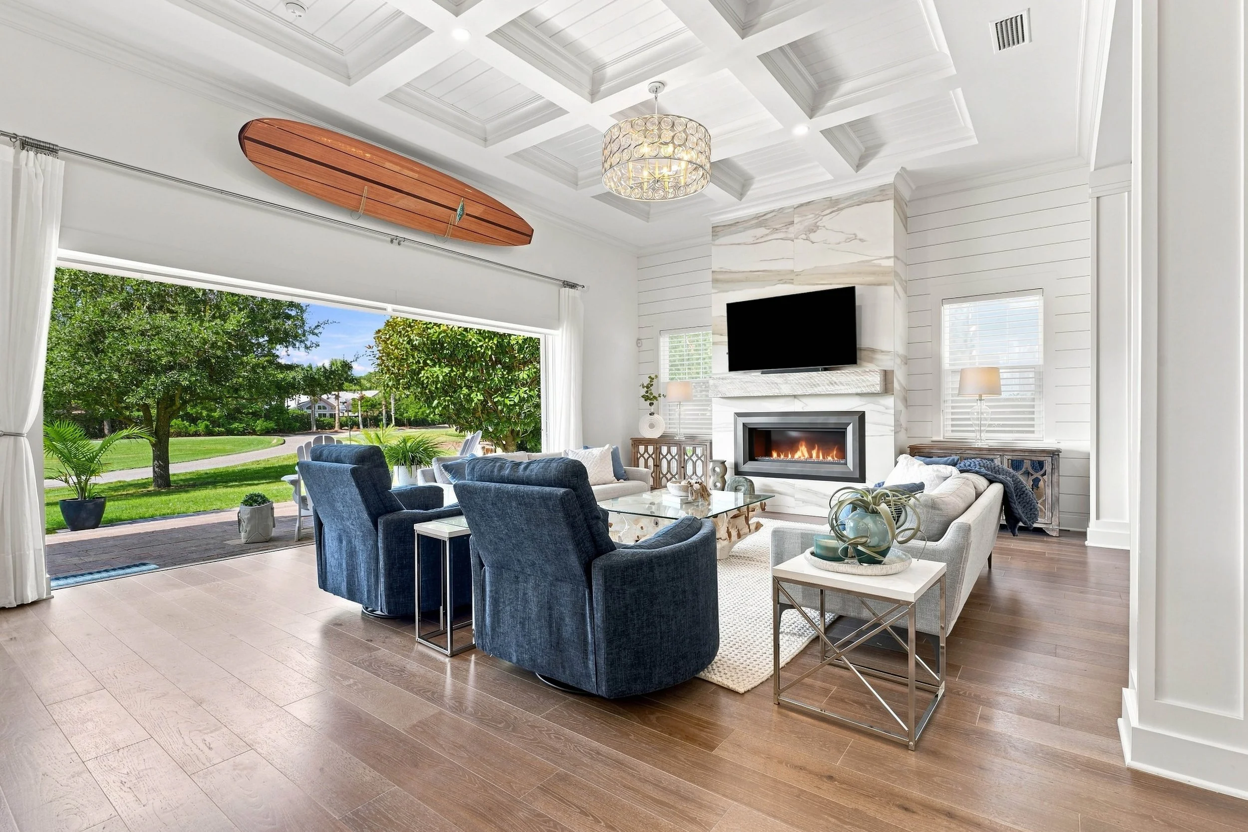 023-Living Room.jpg