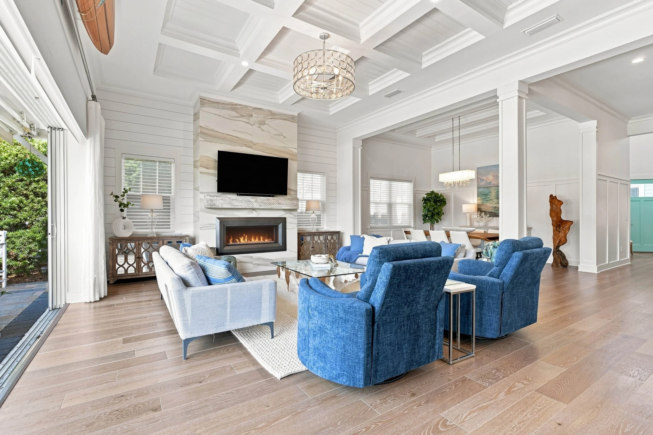 025-Living Room.jpg