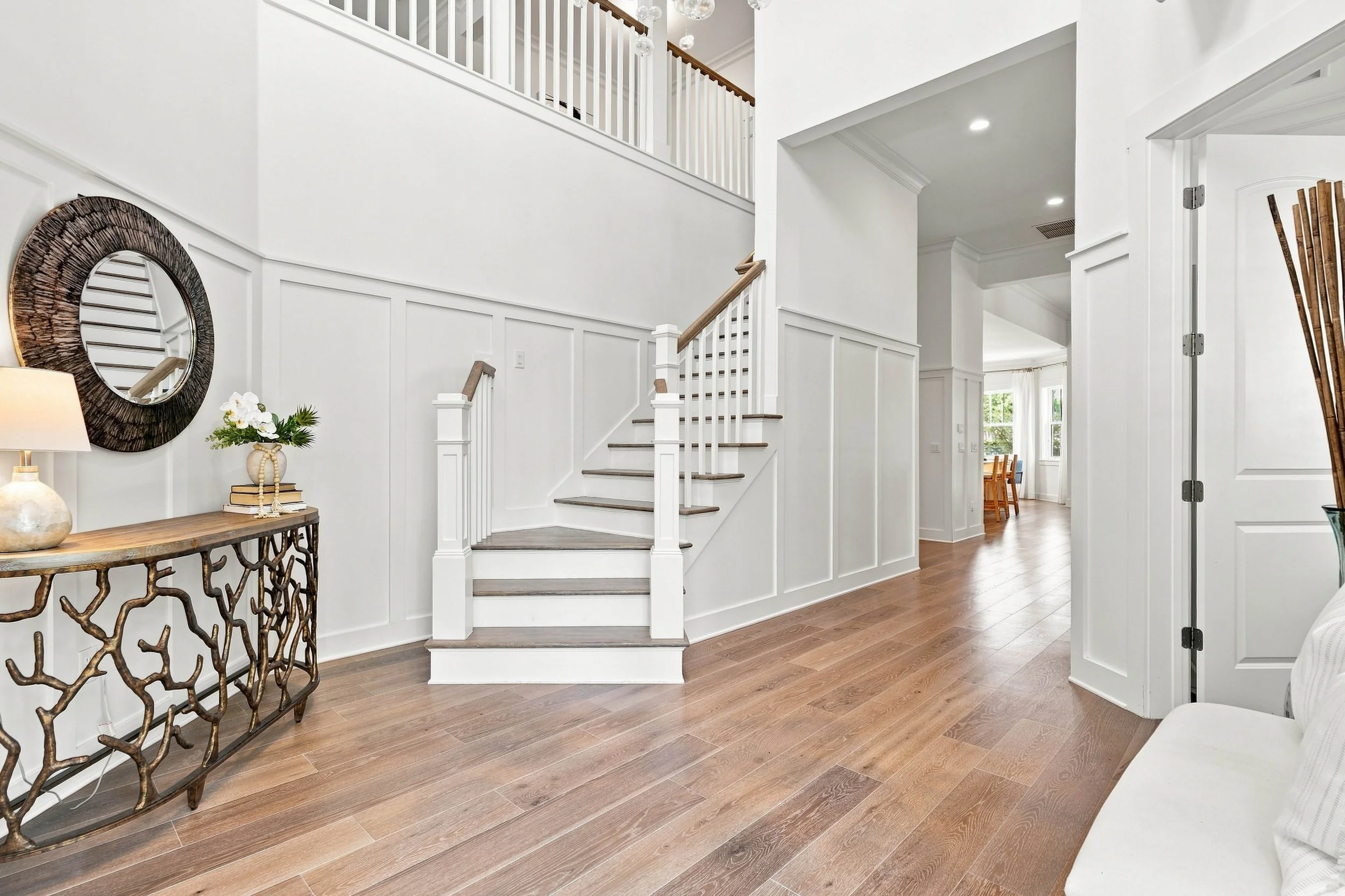 008-Foyer.jpg