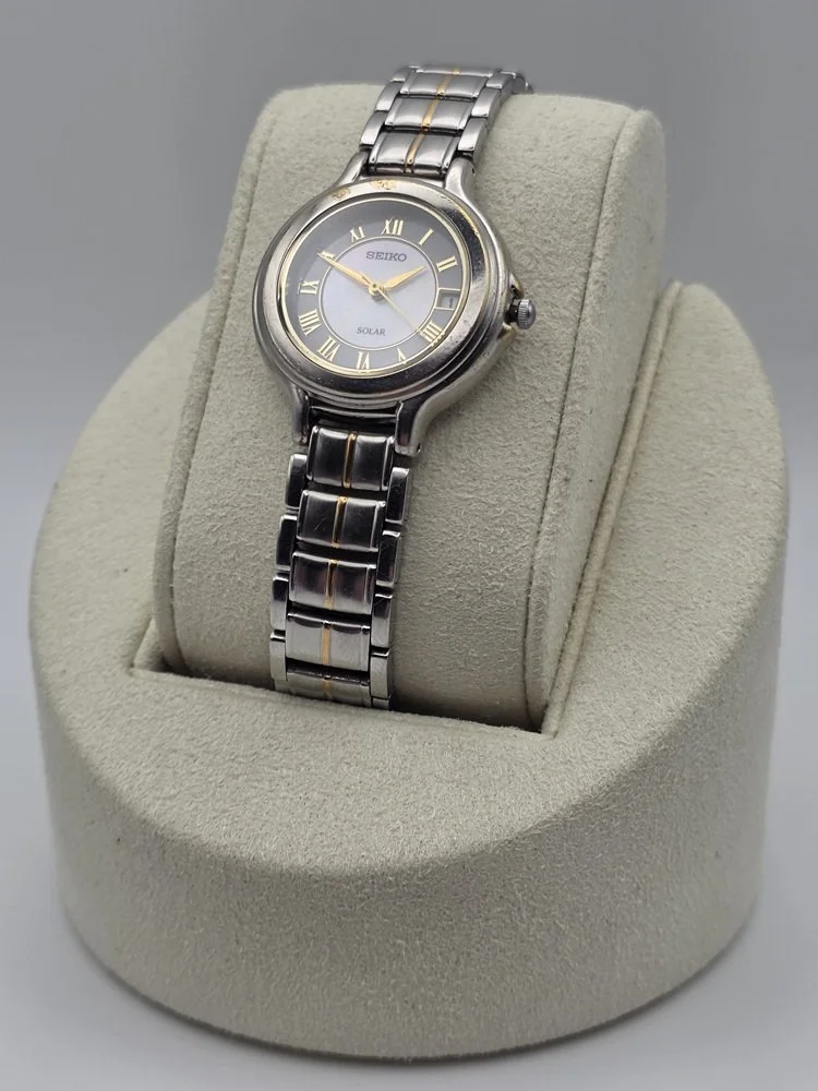 Seiko Solar V182-0C70 - Main.jpg