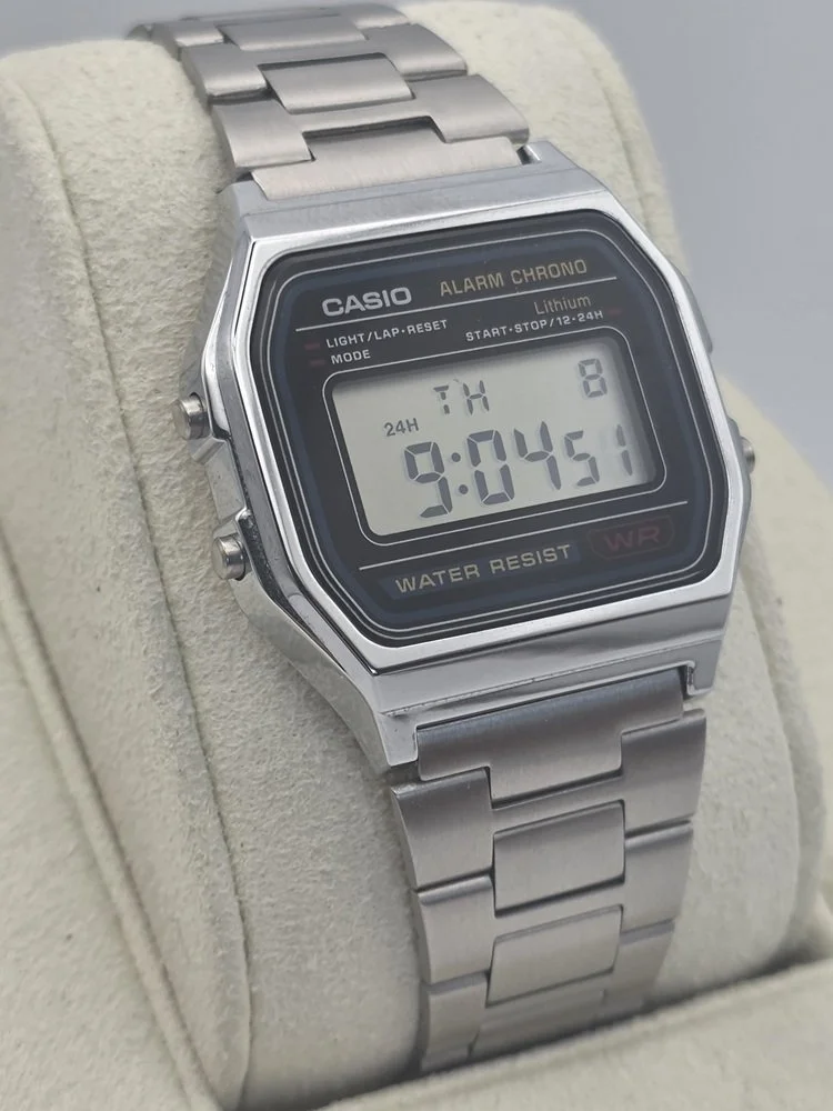 Casio A-158WA-1 - Right.jpg