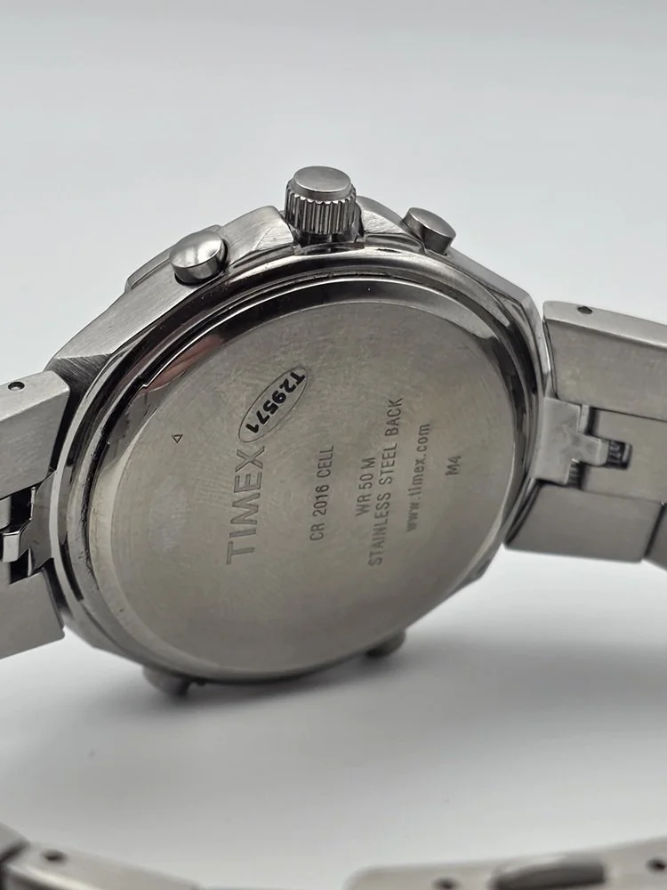 Timex T29571 - Caseback.jpg