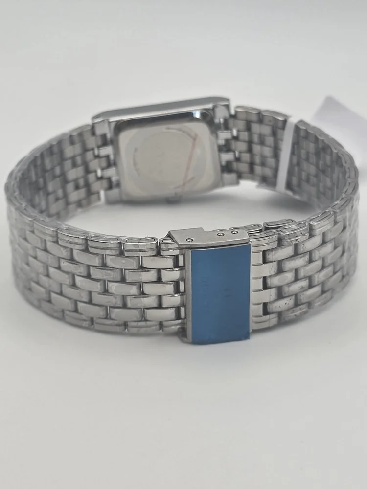 Invicta Specialty 69887 - Rear.jpg