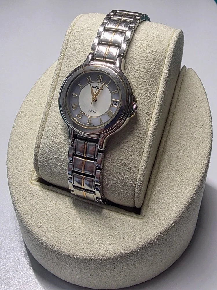 Seiko Solar V182-0C70 Main.jpg
